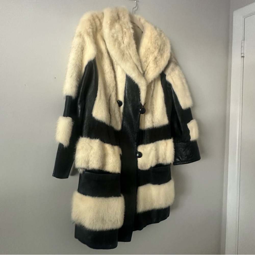 Vintage Real Fur & Leather Coat Black Cream Striped Statement Coat Women’s Small - Picture 3 of 11